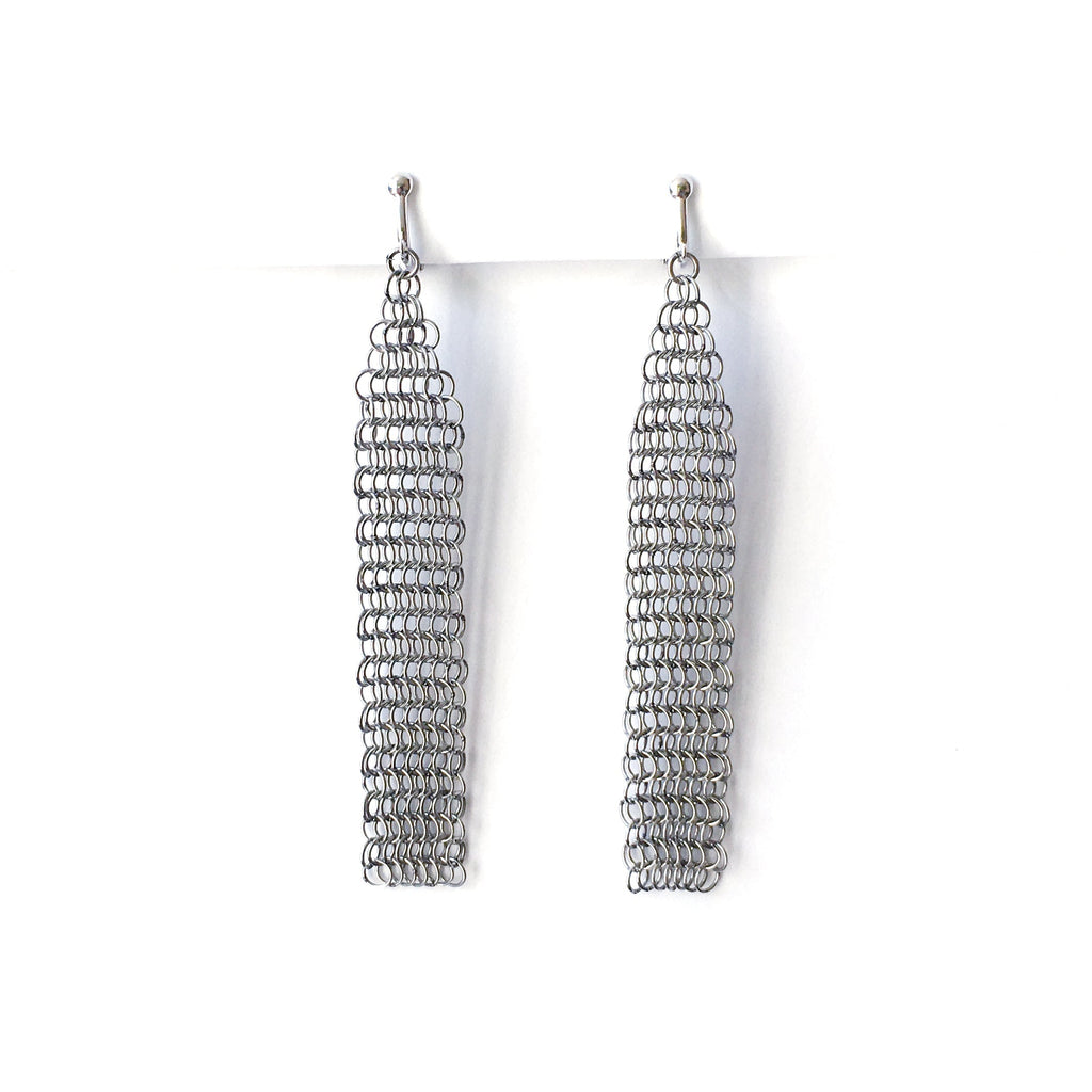 Boucles d'oreilles B argentées - Pascale Lion-Magna-Carta