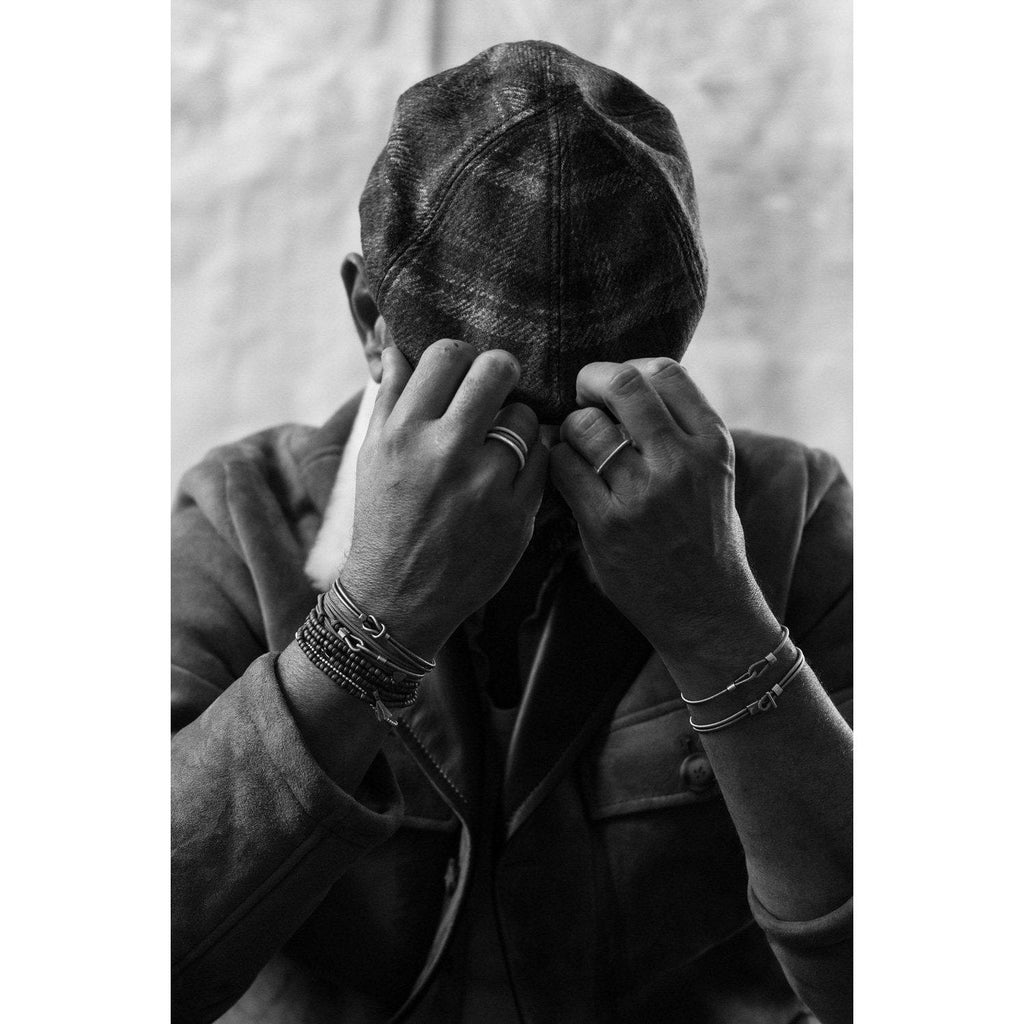 Bracelet HORIZONTALE en Corde de Basse Argentée vieillie - Sing a Song-Magna-Carta