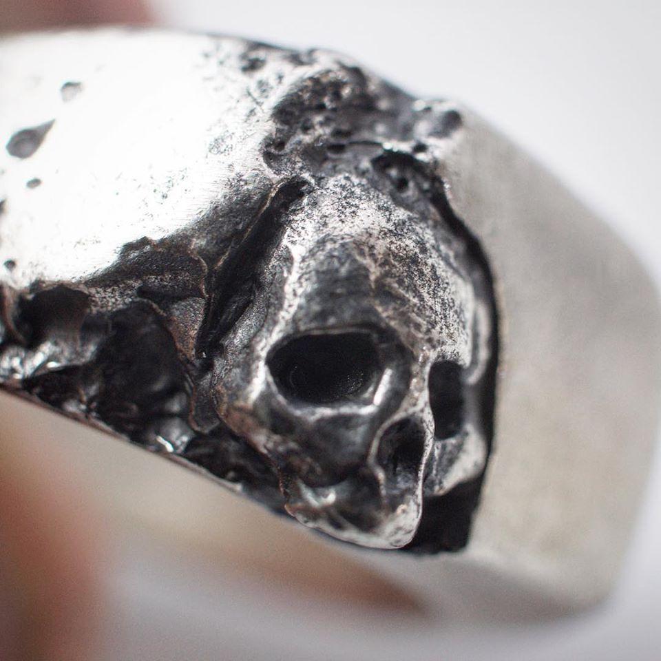 Chevalière tête de mort en argent - Black Rock Jewel-Magna-Carta