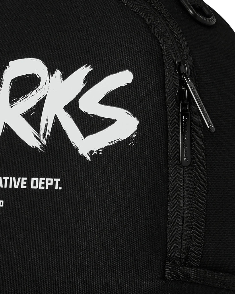 Sac à dos - SHARKS CREATIVE DEPT CARGO POCKET DLXS BACKPACK - SPRAYGROUND - Sac à