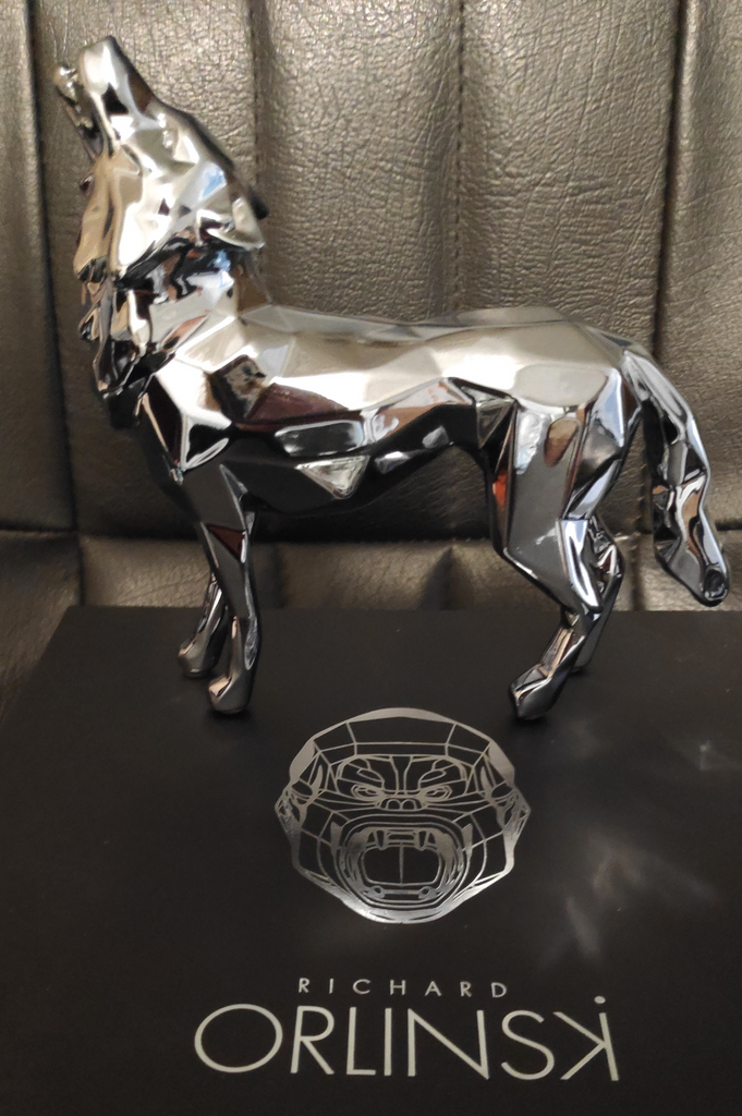 Sculpture Wolf Spirit Pearl Grey Edition by Richard Orlinski - ORLINSKI