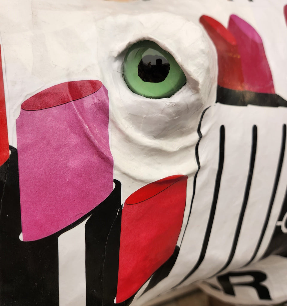 Trophée de Rhinocéros en papier mâché - Aude Goalec et Nicole Jacobs - Sculpture en papier mâché