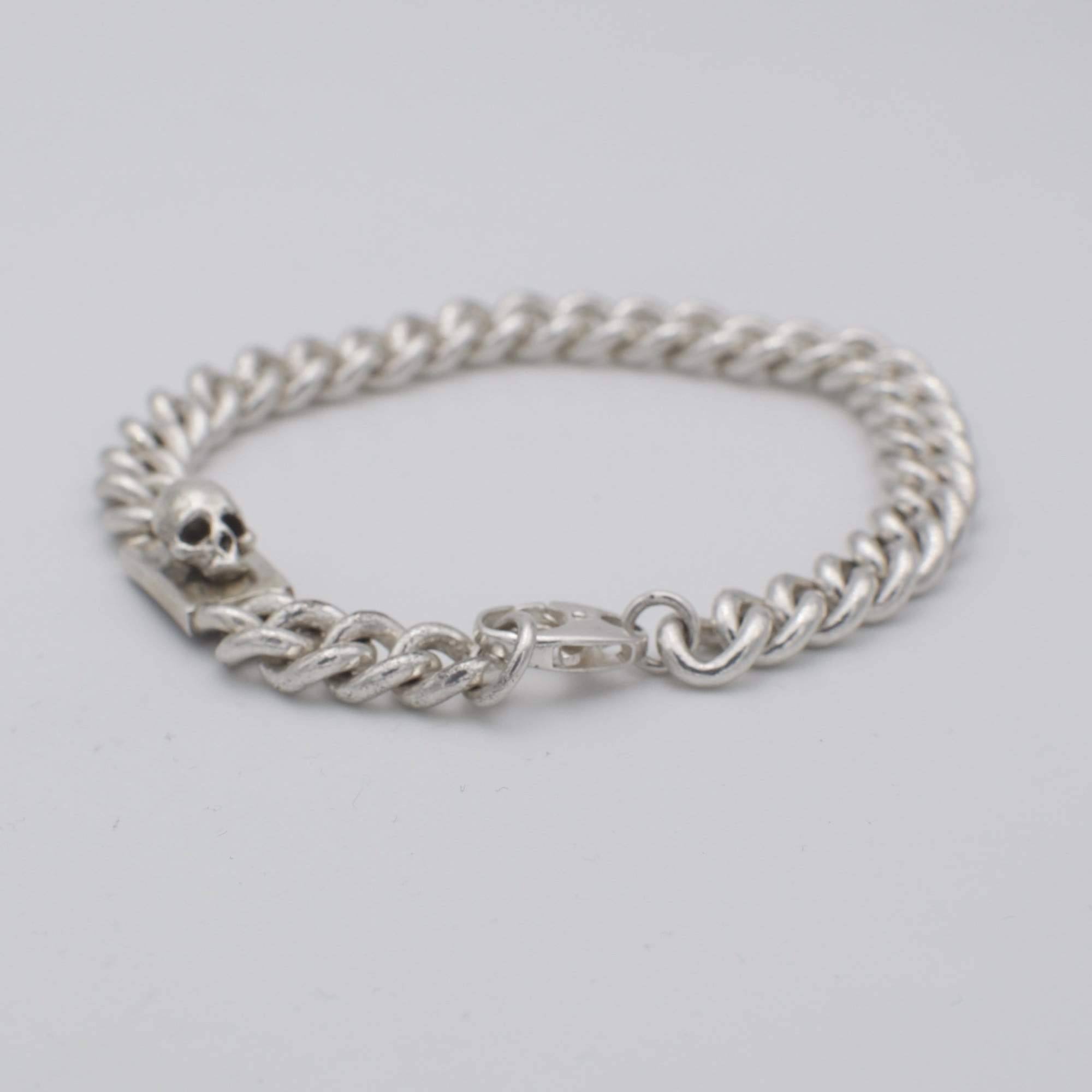 Bracelet homme gourmette petit avec tête de mort en argent - Black Rock Jewel-Magna-Carta