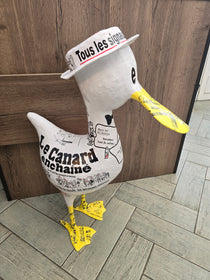 Canard enchaîné en papier mâché XXL- Espoir - Aude Goalec et Nicole Jacobs-Magna-Carta