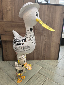 Canard enchaîné en papier mâché XXL- Espoir - Aude Goalec et Nicole Jacobs-Magna-Carta