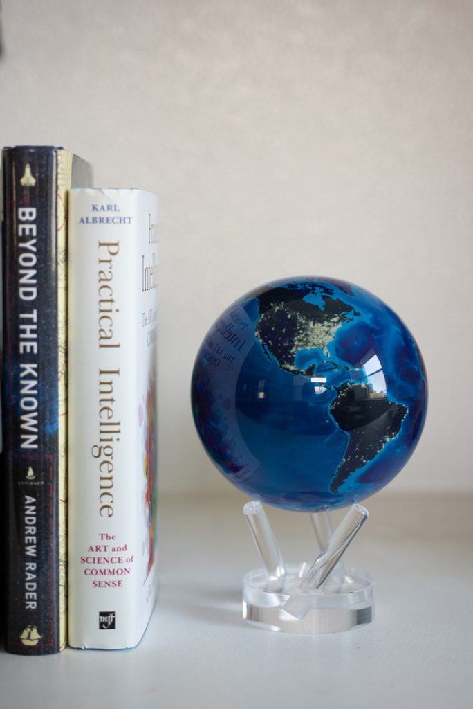 Earth At Night - - MOVA Globes-Magna-Carta