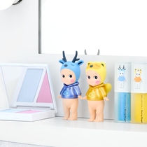 Figurine surprise Sonny Angel x shu uemura – Makeup Angel Series-Magna-Carta