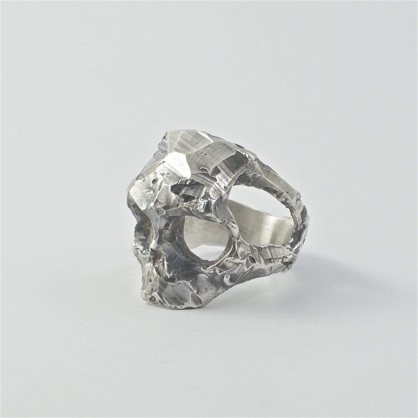 Bague tête de mort - Black Rock Jewel Secondary image