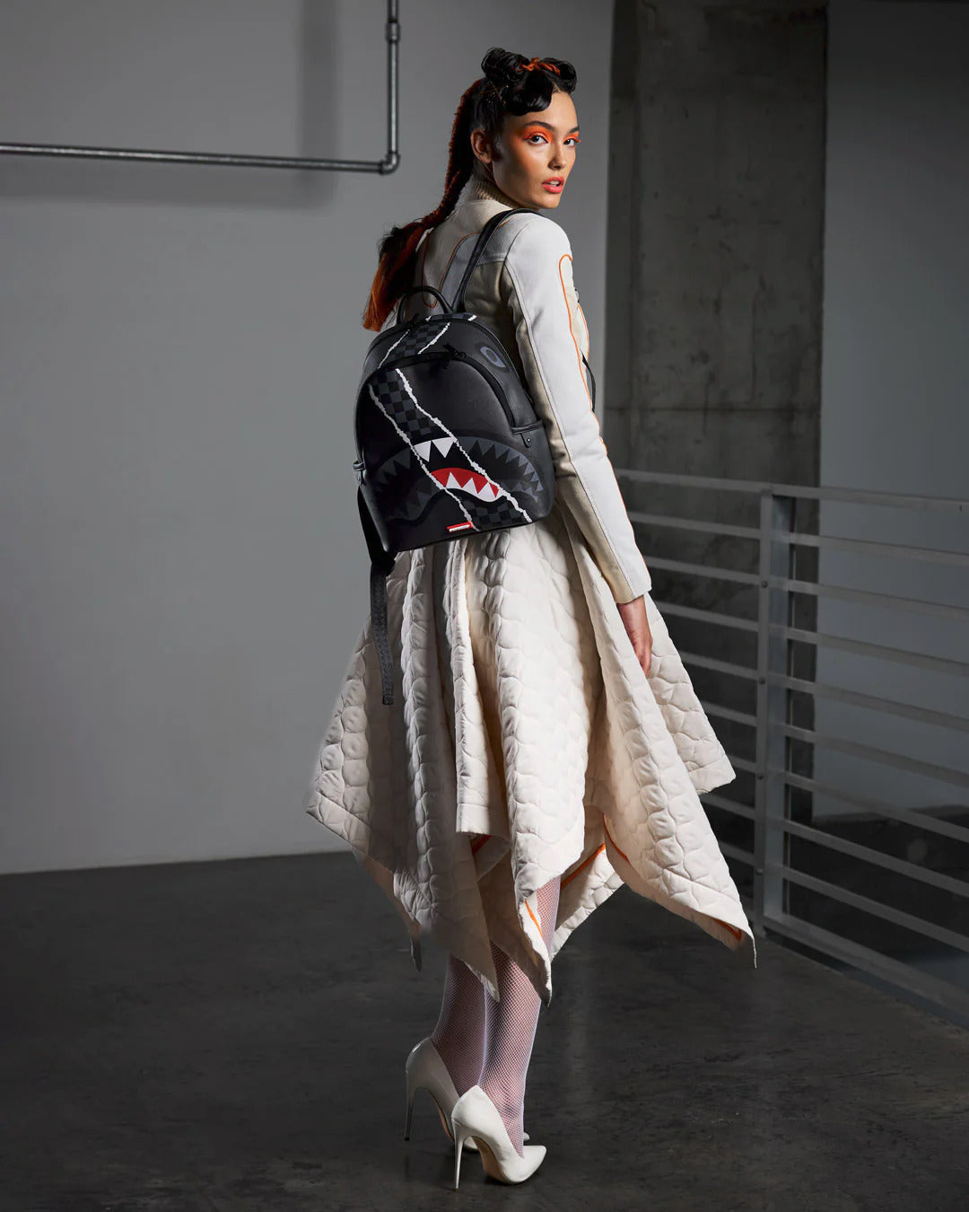Mini Sac à dos - CENTER RIP REVEALING GRAY CHECK SAVAGE BACKPACK – SPRAYGROUND