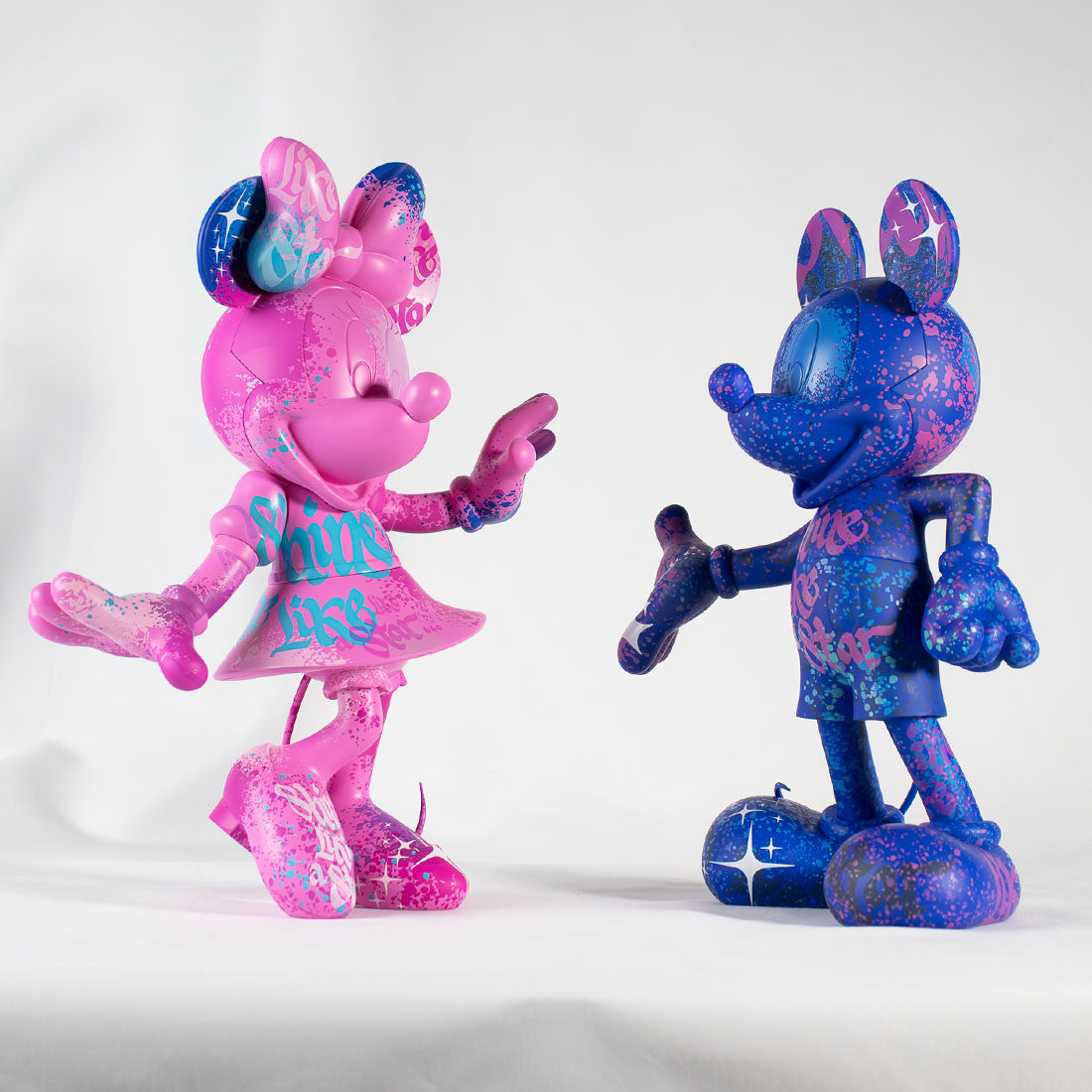 Minnie Welcome Graffiti Nasty Multi Small 31 cm – Leblon Delienne-Magna-Carta