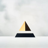 Pyramide en lévitation - Noir/Cristal - Flyte-Magna-Carta