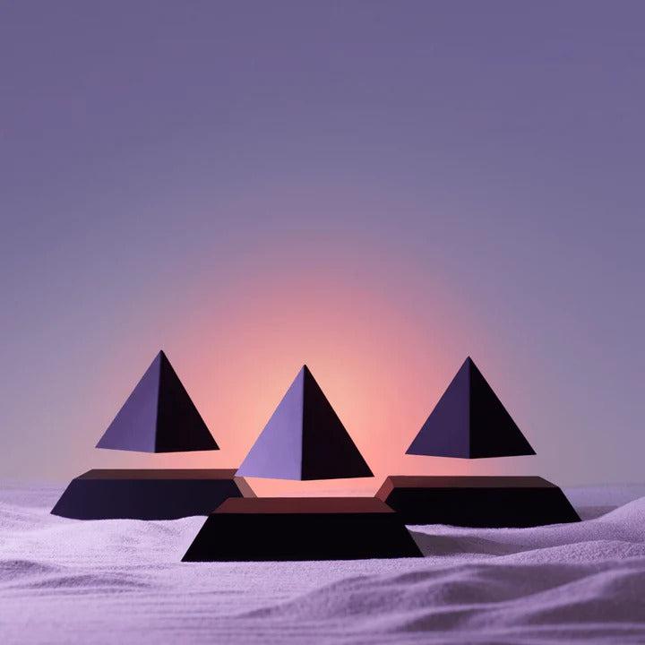 Pyramide en lévitation - Noir/Iridescent lumineux - Flyte-Magna-Carta