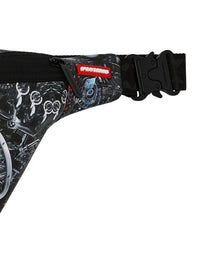 Sac - SPLIT CYBERSHARK SAVVY CROSSBODY - SPRAYGROUND-Magna-Carta
