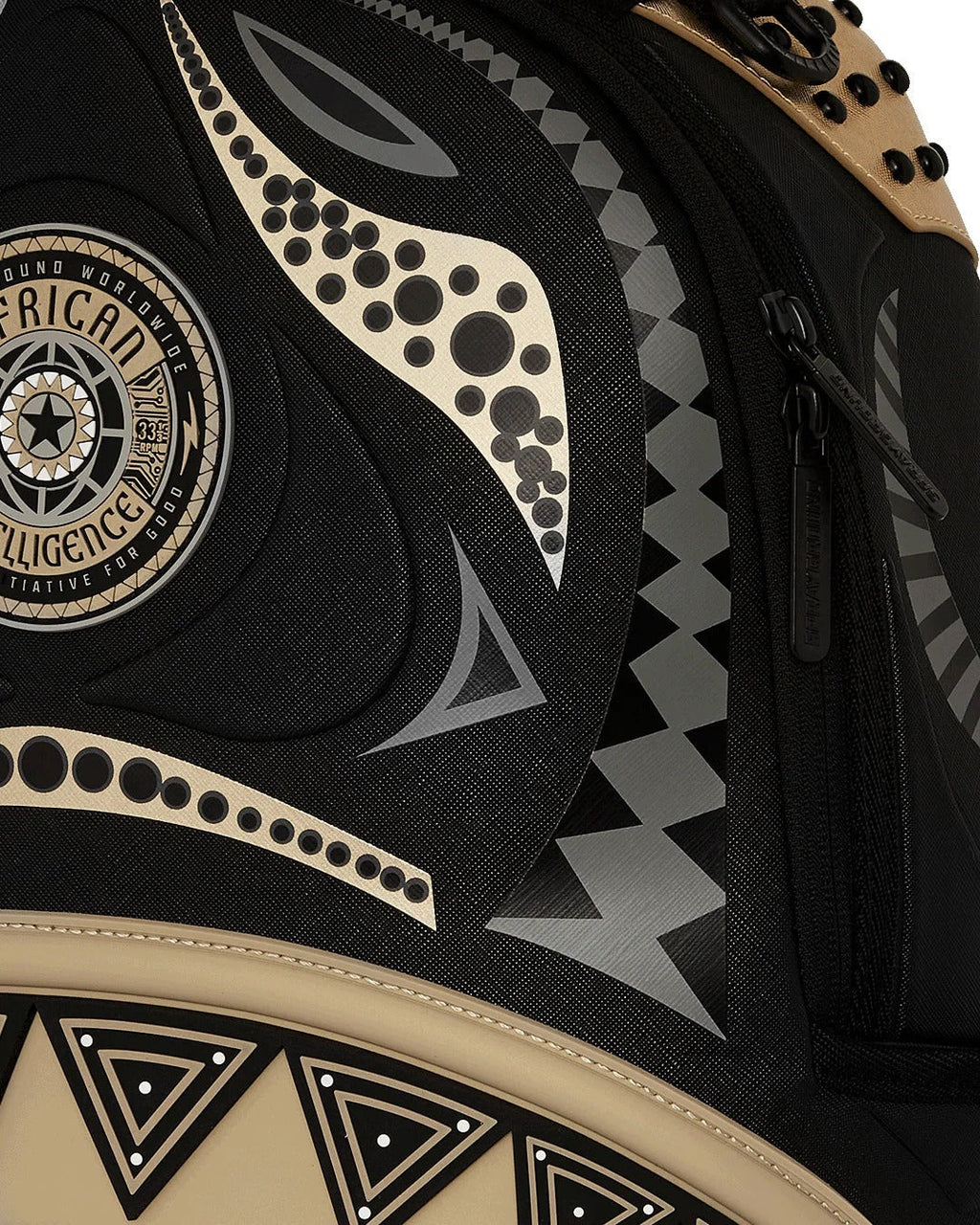 Sac à dos - AI WONDERLAND GOLD AND BLACK BACKPACK - SPRAYGROUND-Magna-Carta
