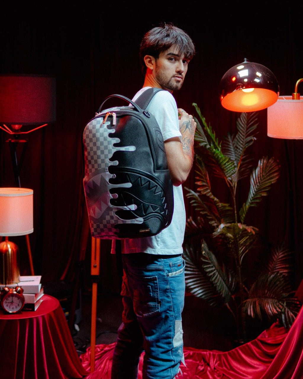Sac à dos - CREAM CHECK UNFINISHED SHARK DLXSV BACKPACK - SPRAYGROUND-Magna-Carta