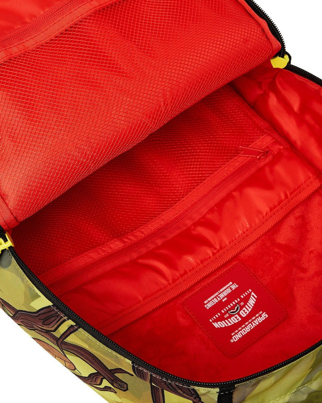 Sac à dos - LOONEY TUNES TWEETY MONEY NEST SHARK DLXR BACKPACK - SPRAYGROUND-Magna-Carta