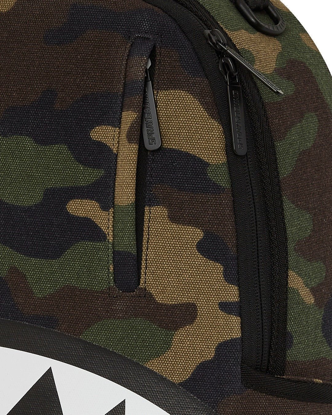 Sac à dos - SHARK CENTRAL CAMO DLXS BACKPACK - SPRAYGROUND-Magna-Carta