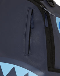 Sac à dos - SHARK CENTRAL MIDNIGHT BLUE DLXSV BACKPACK - SPRAYGROUND-Magna-Carta