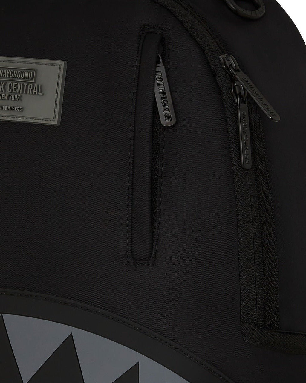 Sac à dos - SHARK CENTRAL NYLON BLACK - SPRAYGROUND-Magna-Carta