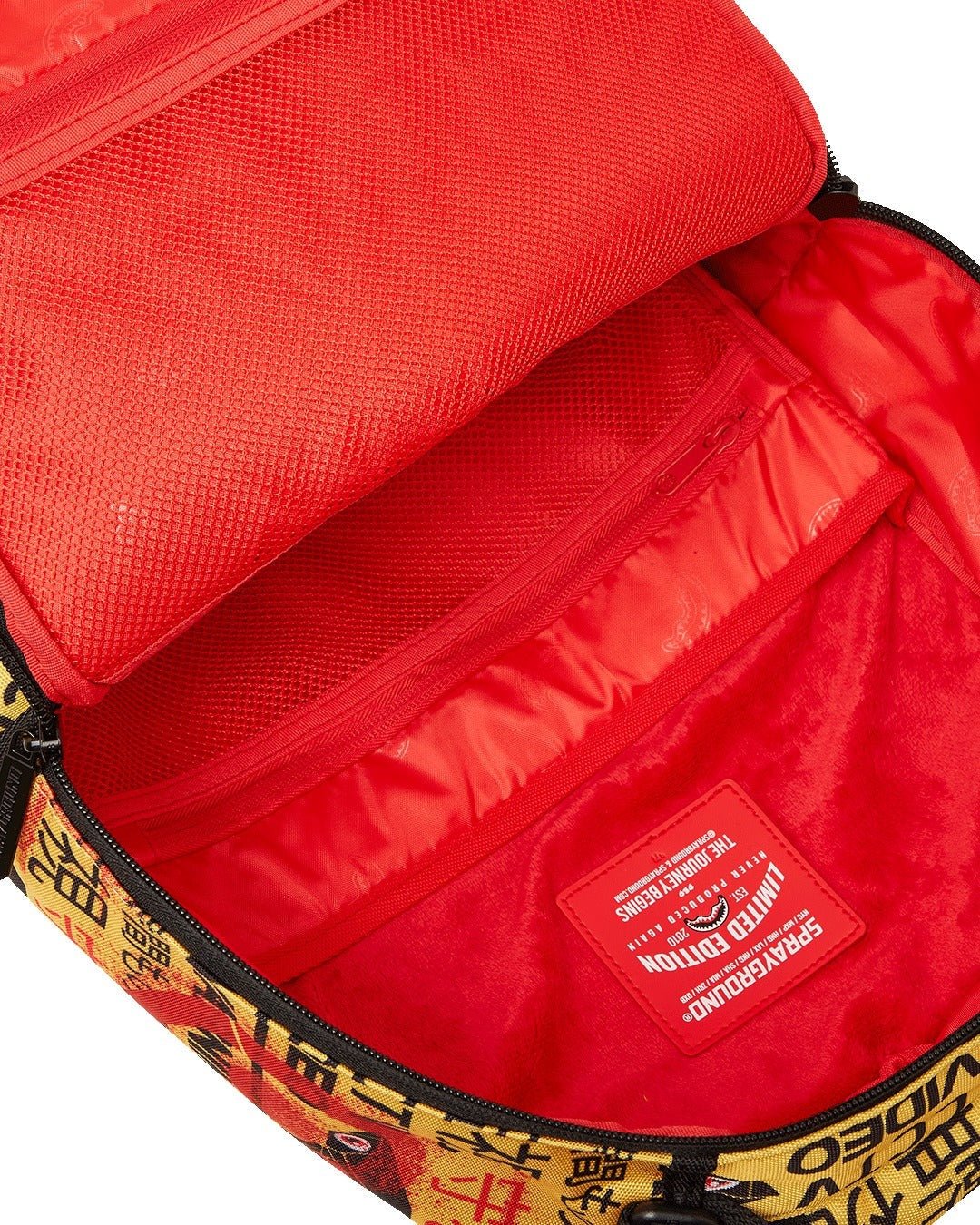 Sac à dos - TOKYO SURVEILLANCE SHARK DLXR BACKPACK - SPRAYGROUND-Magna-Carta