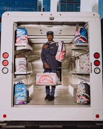 Sac à dos – USPS PRIORITY PACKAGE – SPRAYGROUND-Magna-Carta