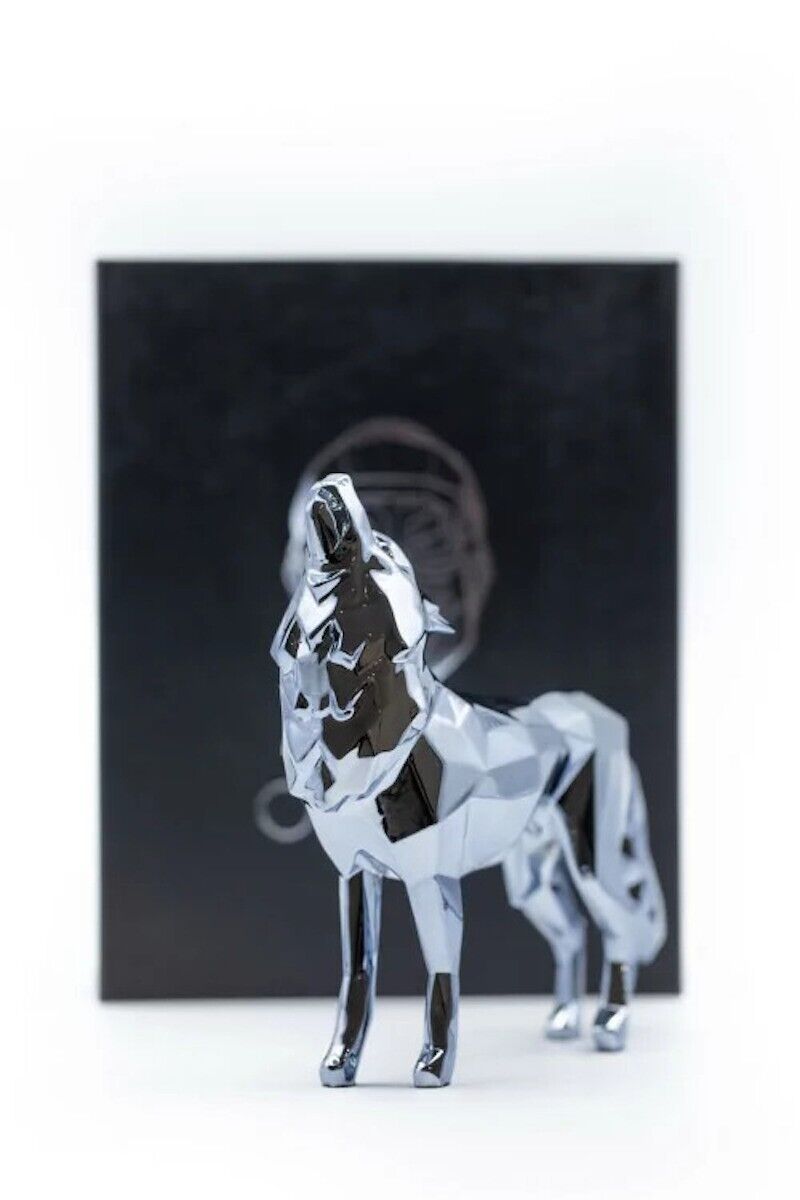 Sculpture Wolf Spirit Pearl Grey Edition by Richard Orlinski-Magna-Carta