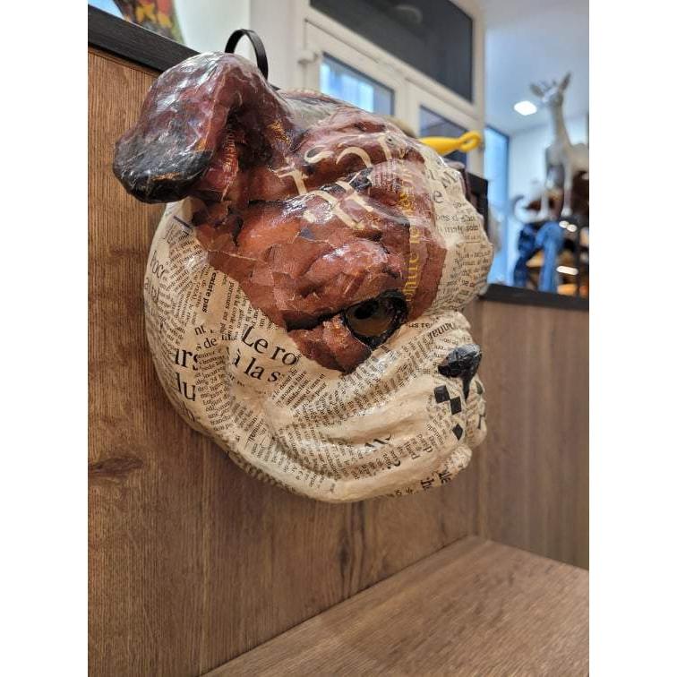 Trophée Bouledogue français en papier mâché - Aude Goalec et Nicole Jacobs Secondary image