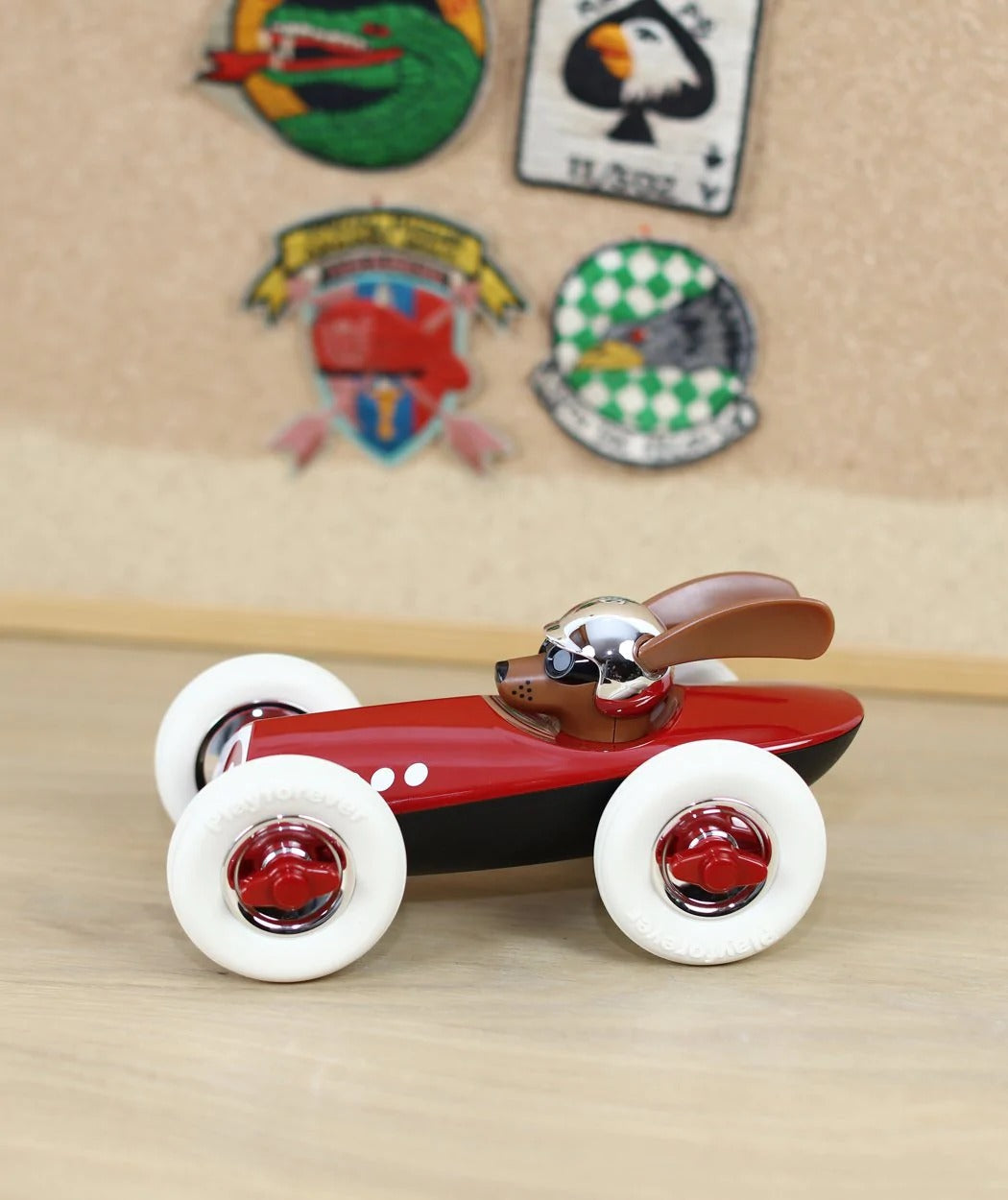 Voiture PL R801 Rufus Patrick - Playforever-Magna-Carta