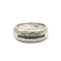 Curvy stones ring - Enri Mars - Magna-Carta