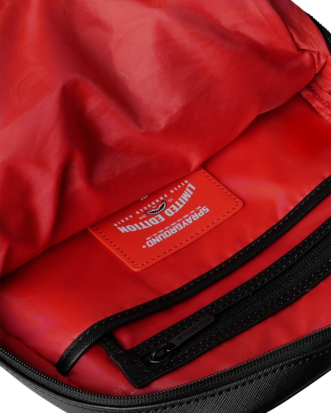 Sac à dos - DISAPPEARING SHARK SAVAGE BACKPACK - SPRAYGROUND
