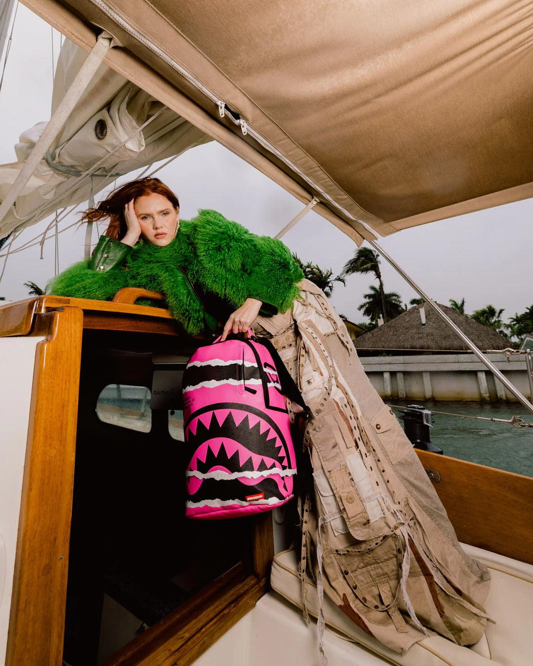 Sac à dos - SHARK CENTRAL DUALITY TEAR BACKPACK - SPRAYGROUND