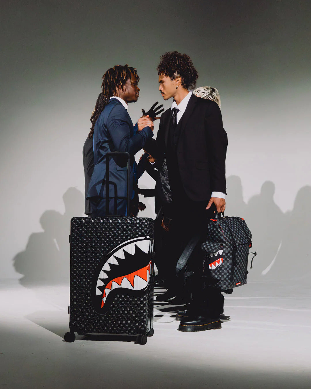 Sac à dos - SHARKS IN PARIS WTF BUBBLY BLACK CHECK MONTE CARLO - SPRAYGROUND Image secondaire du produit