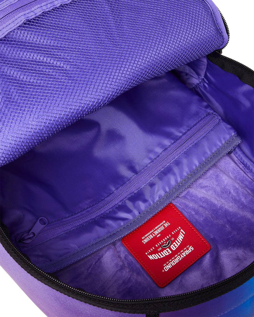 Sac à dos - SHARK CENTRAL EMBOSSED DUSK NYLON BACKPACK - SPRAYGROUND