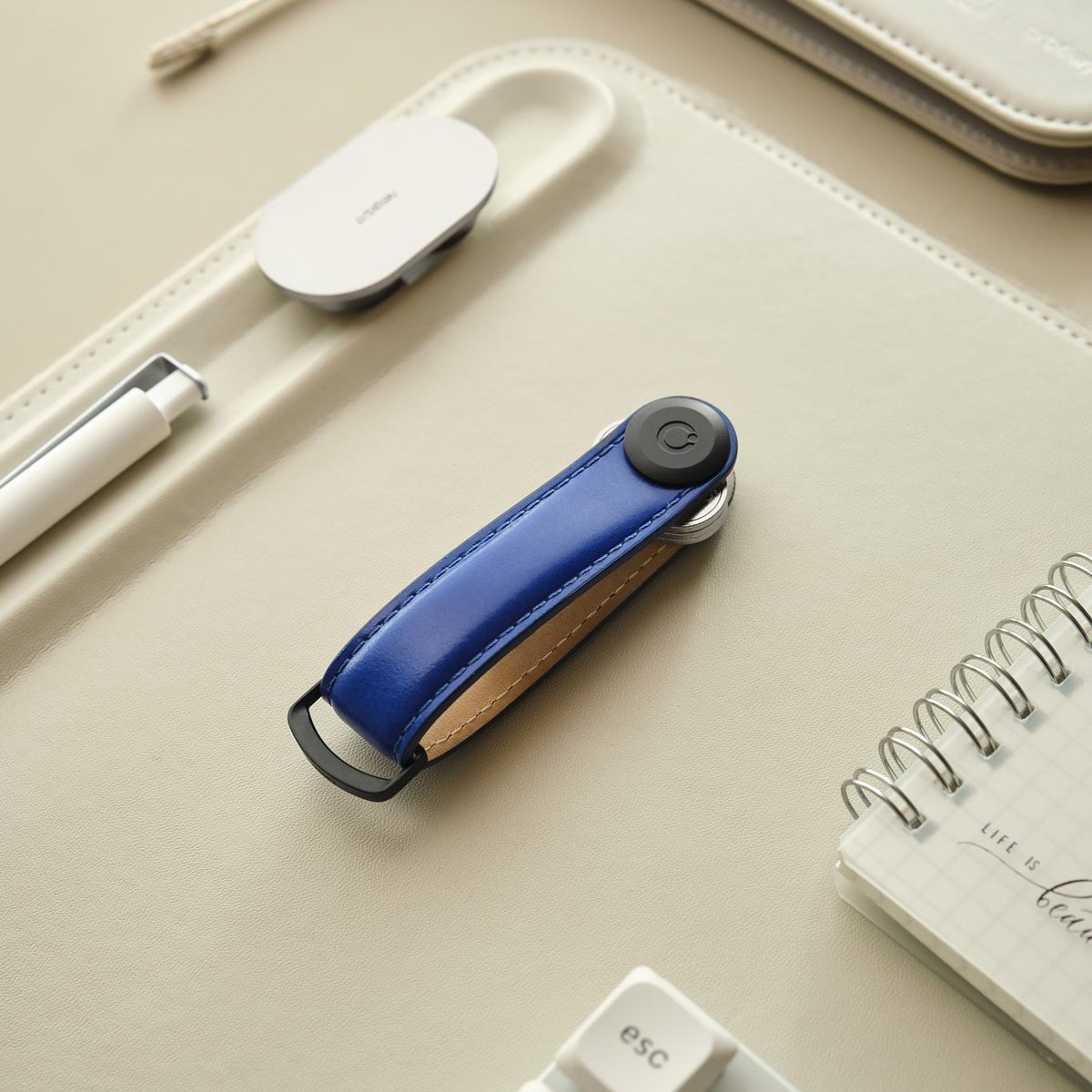 Porte clés - Cuir ultra marine - Orbitkey - Magna-Carta