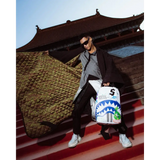 Sac à dos - SHARK CENTRAL STENCILS WHITE DLXSV BACKPACK - SPRAYGROUND - Sac à