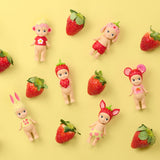 Sonny Angel - Strawberry Love Séries - Dreams - Figurine Sony Angel