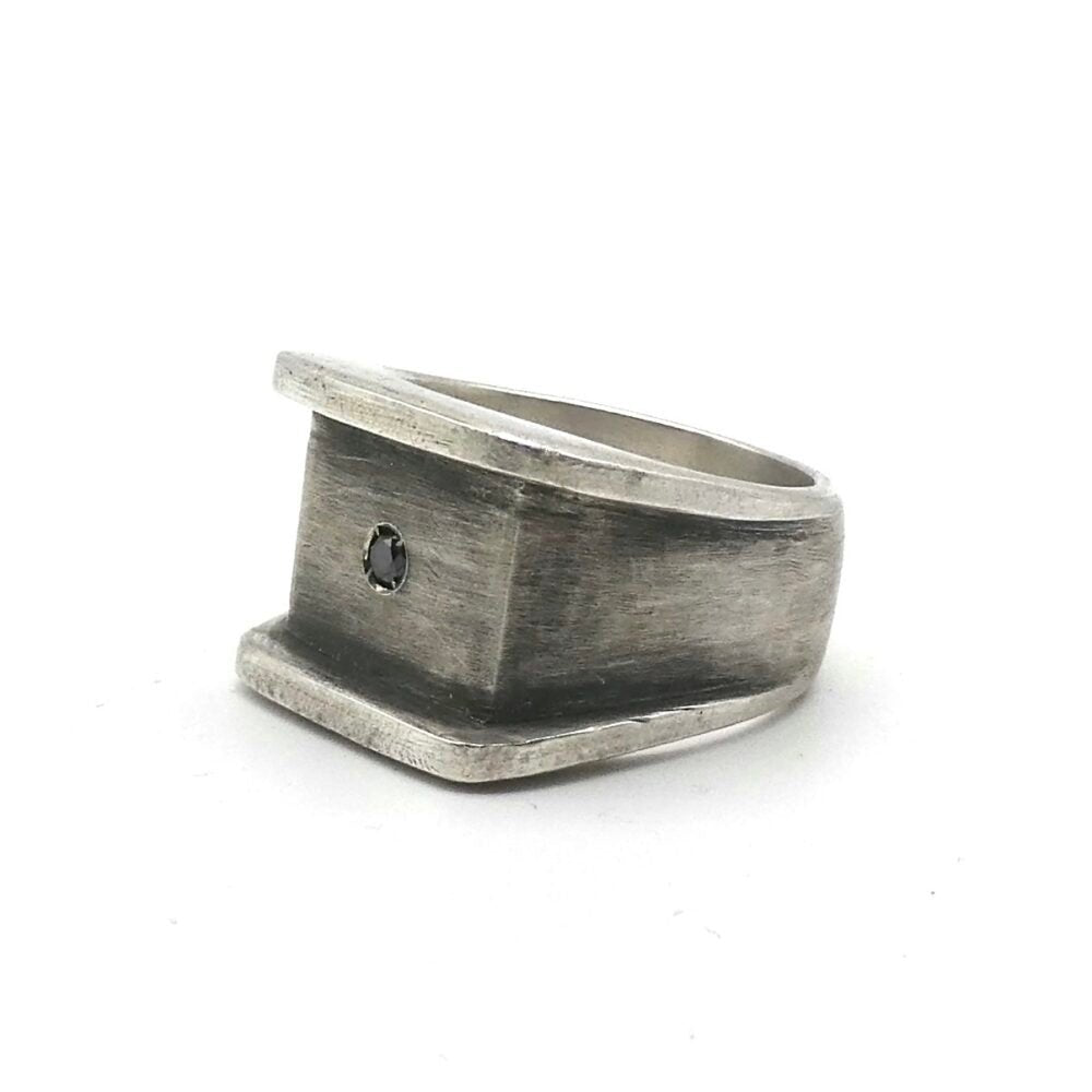 Squared Stone ring - Enri Mars - Magna-Carta